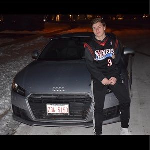 Meet your Posher, Ryan